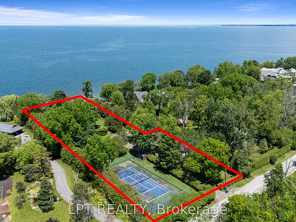 2nd image of 678 Lake Dr E
