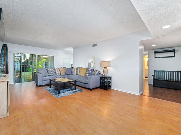 5th image of 8968 W Sample Road #101