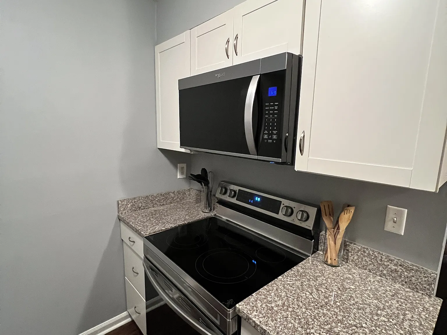 2494 Etiwan Avenue - L-4 — Photo 3