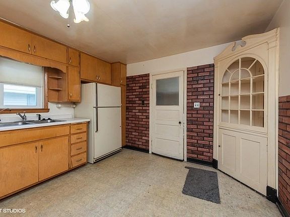 03_1513S37thSt_5_Kitchen_LowRes