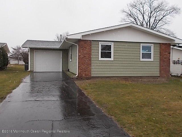 1st image of 3 Heywood Ct