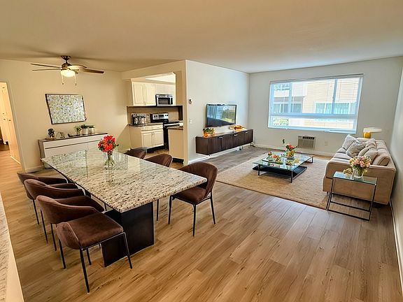 2nd image of 1138 Hacienda Pl #405