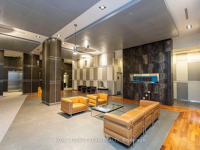 90 George St #1108 — Photo 2