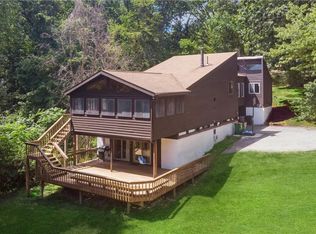 147 Pine Ridge Dr, Hopewell Junction, NY 12533