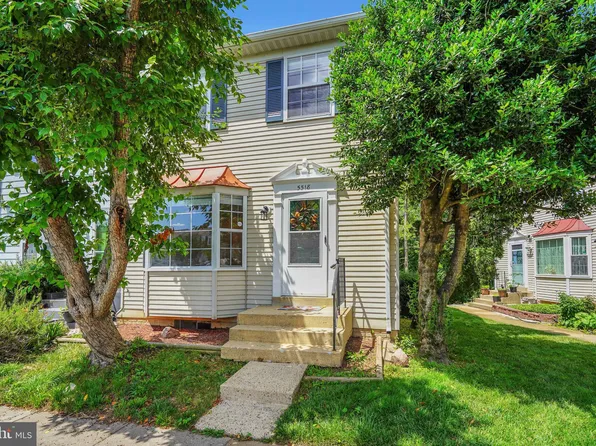 5518 Woodlawn Manor Ct, Alexandria, VA 22309