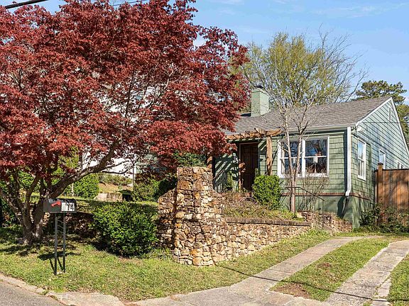 2nd image of 914 Highland Rd