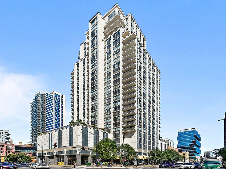 1st image of 200 W Grand Ave #1405