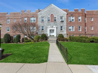 108 S Village Avenue #3D, Rockville Centre, NY, 11570