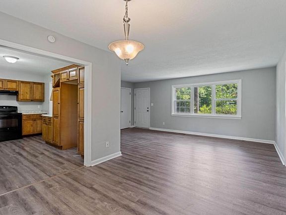 5th image of 4319 Dupont St #10