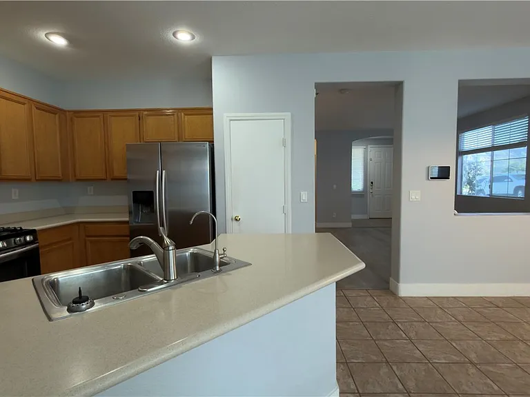 9842 W Mesa Vista Ave — Photo 8