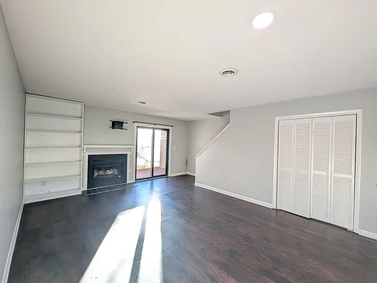 7225 Woods Crossing Dr — Photo 11