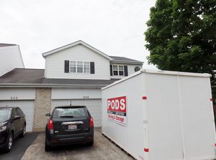 608 Six Pines Dr, Romeoville, IL 60446