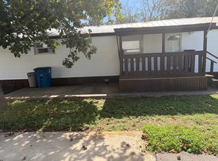 310 Wood Dr, Kerrville, TX 78028