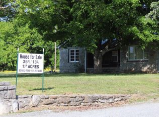 17 Sulphur Springs Rd, Fayetteville, TN 37334