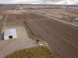 68 Flat Top Rd, Burbank, WA 99323