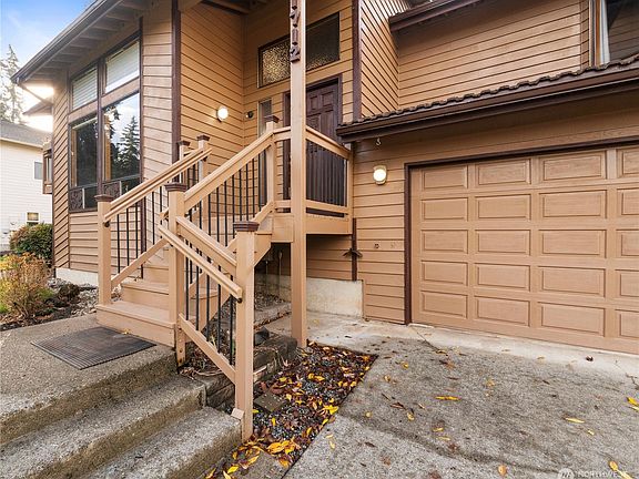 5th image of 1712 106th Avenue Ct E