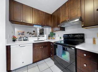 7502 Parkway Dr UNIT 210, La Mesa, CA 91942