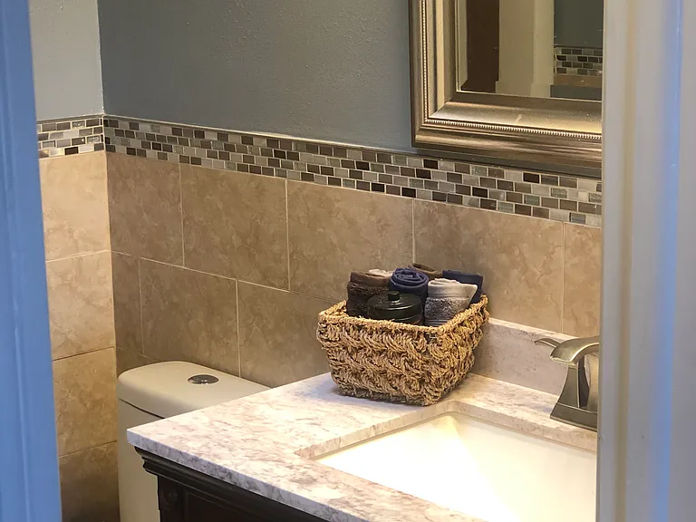 6412 Windwood Ct — Photo 10