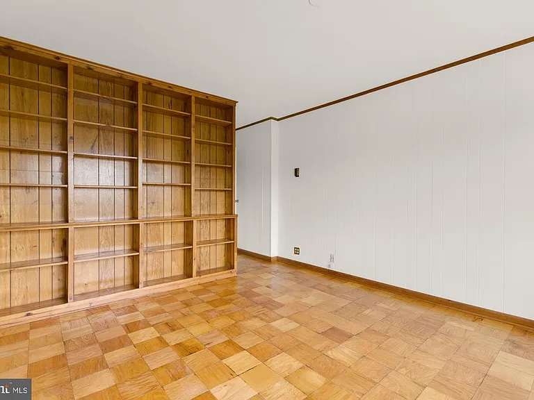 4201 Cathedral Ave NW #1405W — Photo 32