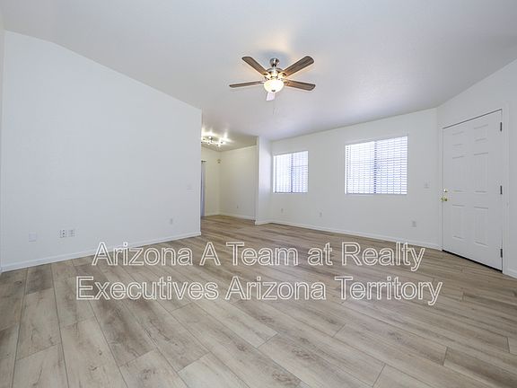 3rd image of 3167 W Alexanderwood Dr
