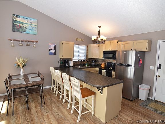 5th image of 237 Southwood Shores Pl #3D