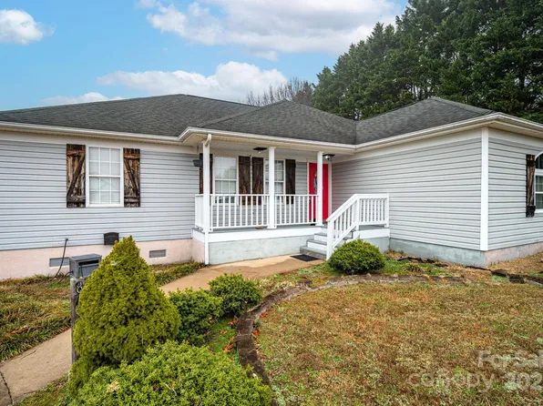 845 Meadow Hill Ct, Lincolnton, NC 28092