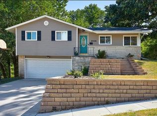 2508 Glennor Rd, Des Moines, IA 50310