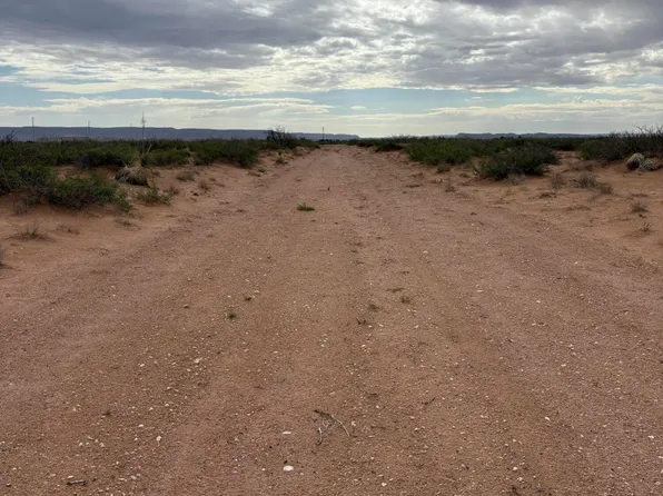 Marsh Ave, El Paso, TX 79928
