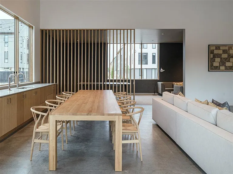 The Clara Apartments — Photo 16
