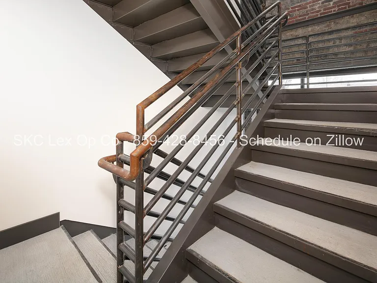 7 N Main St #7B — Photo 3