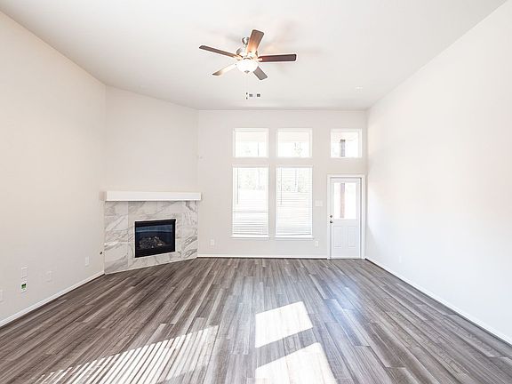 3rd image of 1218 Tilia Creek Ln