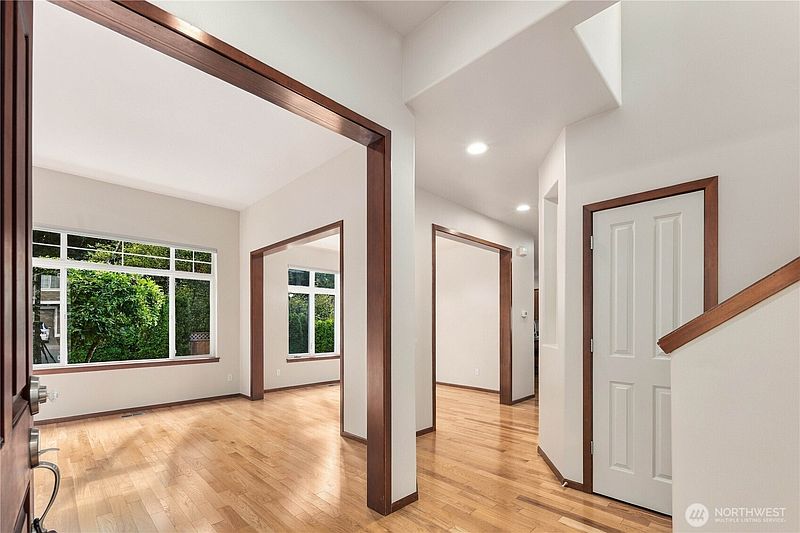 5th image of 5921 SE 2nd Court