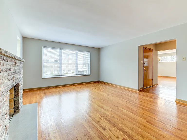 8710 Delmar Blvd #2F — Photo 8
