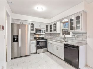 1208 S Mayview Ave, Independence, MO 64057