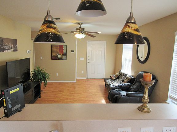 3rd image of 3013 Manitoulin Island Dr
