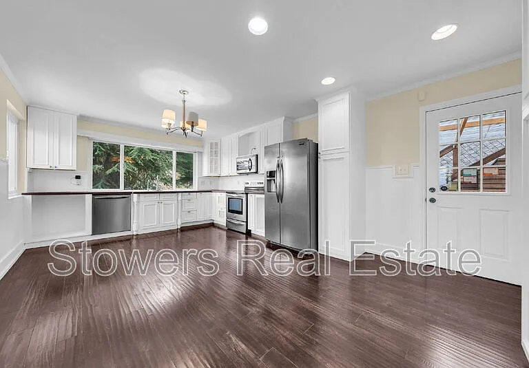 25551 Maitland Dr — Photo 11