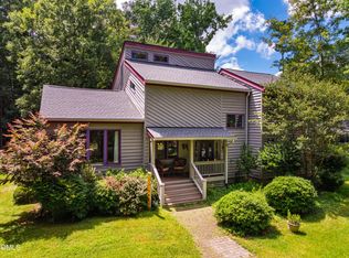 206 Lisa Dr, Carrboro, NC 27510