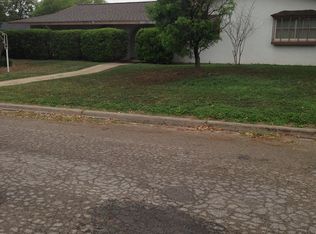 229 Fox Dr, Del Rio, TX 78840