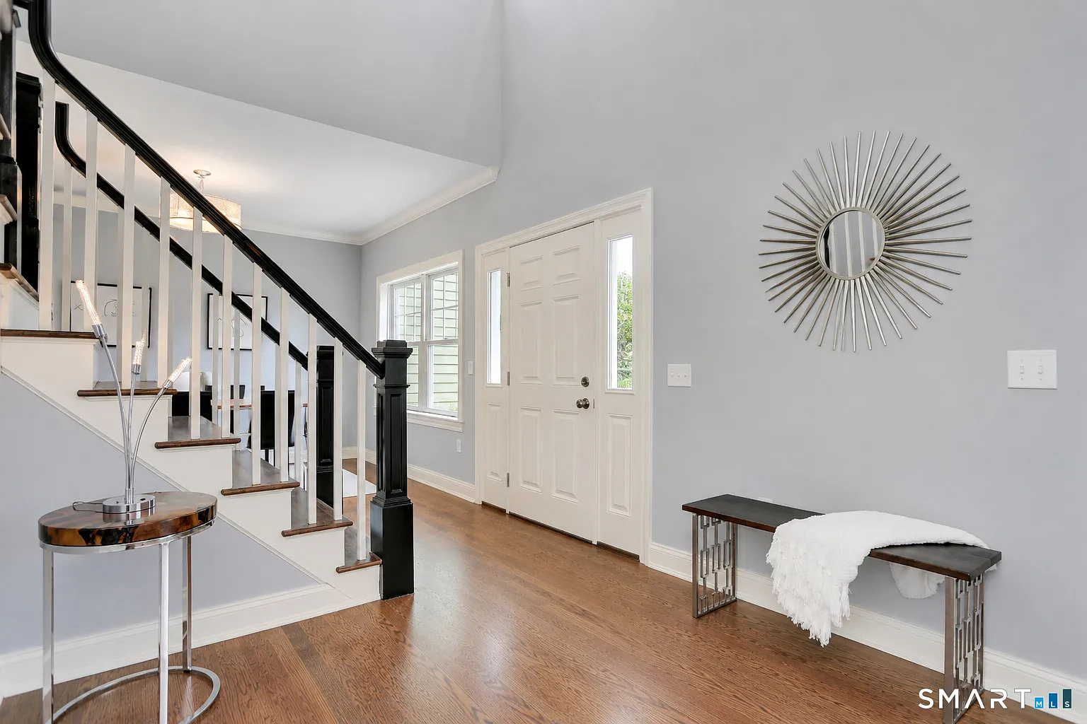 3 bed, 2.5 bath, 3108 sqft, $8,300 — Photo 2