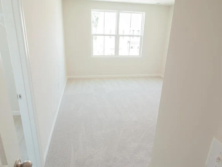 261 Christiana Ln #F — Photo 17