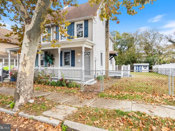 35 Webster St, Riverside, NJ 08075