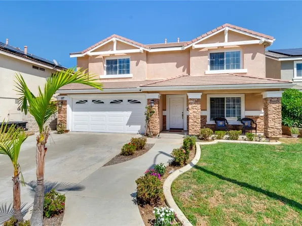 3287 Stargate Dr, Corona, CA 92882