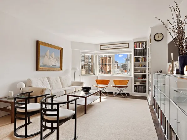 35 Park Ave APT 15H, New York, NY 10016
