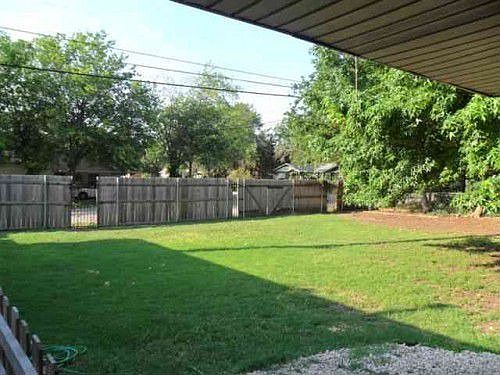 2nd image of 100 N Emberwood Dr
