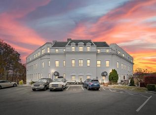 17 Waterview Est, Peekskill, NY 10566