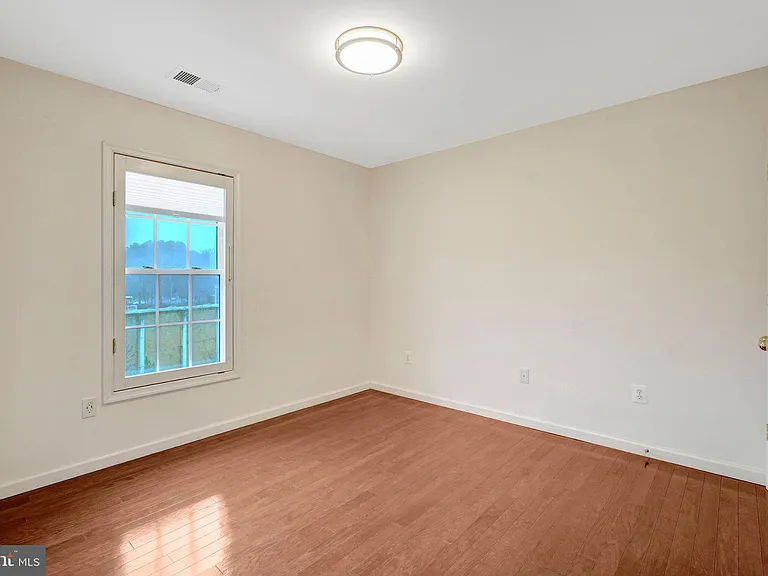 4479 Beacon Grove Cir #B — Photo 23