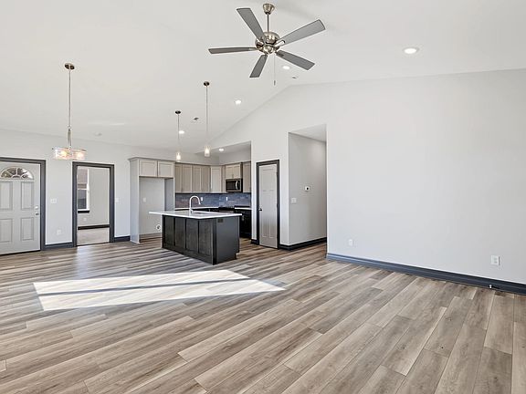 5th image of 13015 E Equestrian St