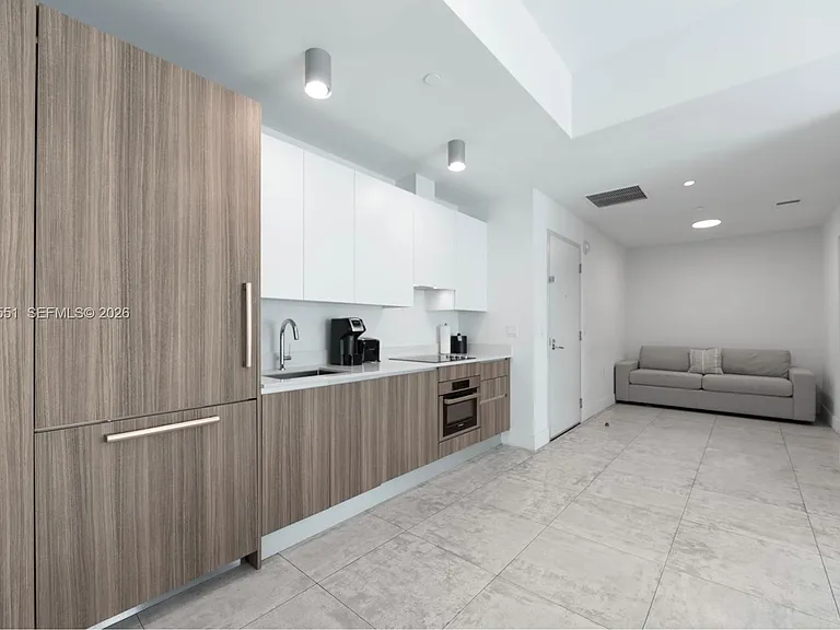 239 SW 9th St #2103 — Photo 7