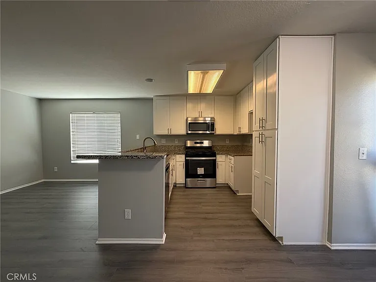 14610 Green River Rd — Photo 5