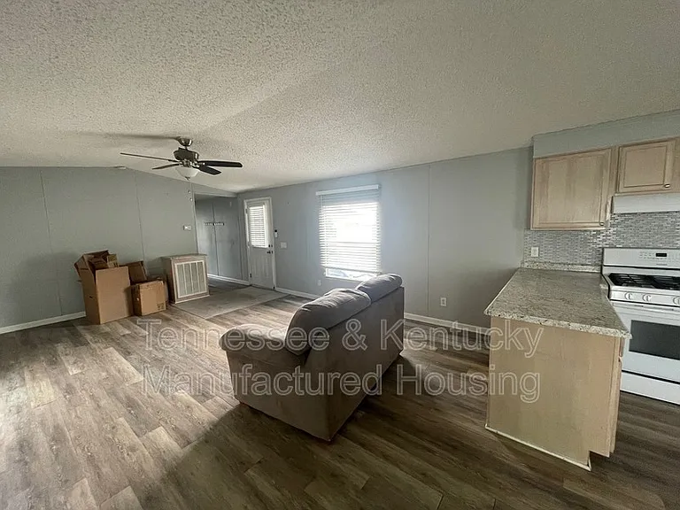 207 Cumberland Ln — Photo 5